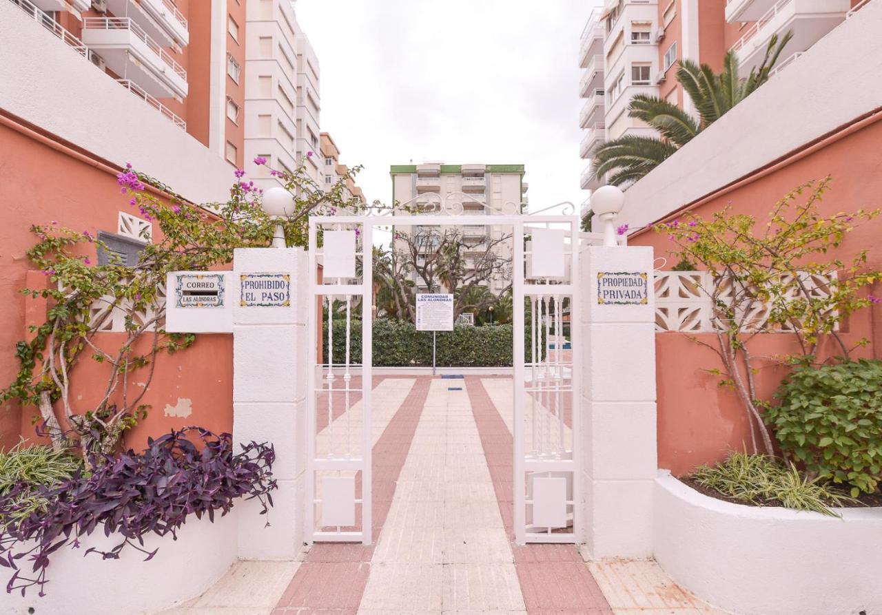 Apartamentos Marblau Las Alondras-Julio Y Agosto Solo Familias Gandia Ngoại thất bức ảnh